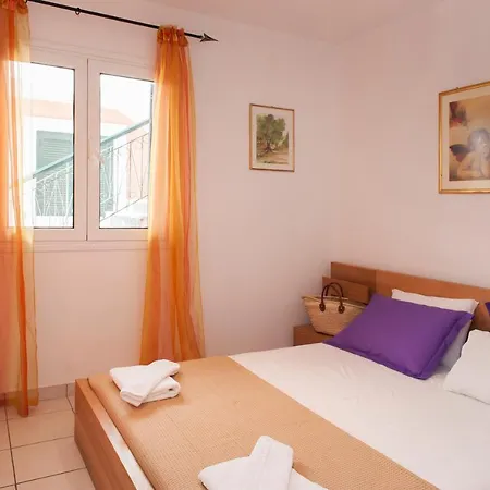 Alisahni Sea View Apartmanhotel *